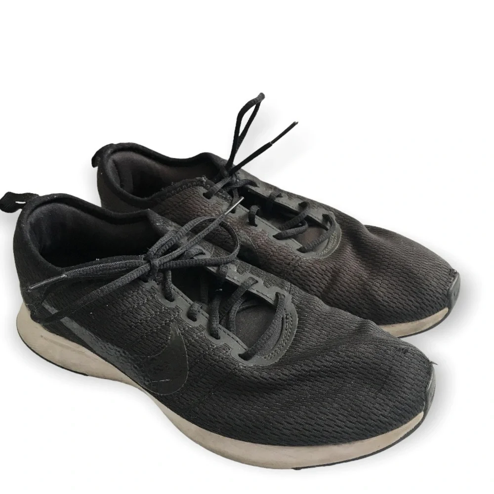 3/$15 Nike (youth) dualtone racer running shoes